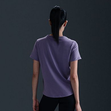 Women's Nike Sportswear Club Essentials Tee