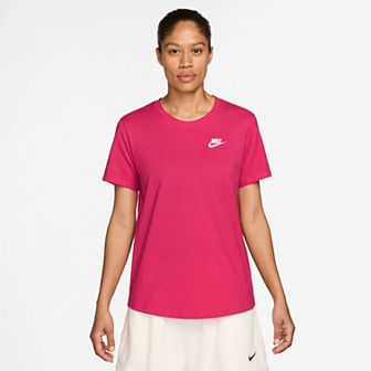 Women's Nike Sportswear Club Essentials Tee