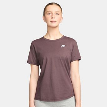Women's Nike Sportswear Club Essential Tee