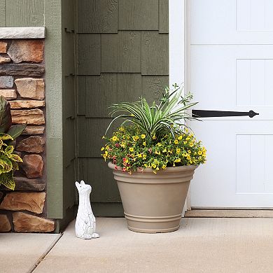 Sunnydaze 20 in Franklin Polyresin Planter with UV-Resistant Finish - Beige
