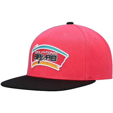 Men's Mitchell & Ness Pink San Antonio Spurs Hardwood Classics Snapback Hat