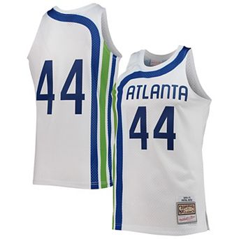 Men's Mitchell & Ness Pete Maravich White Atlanta Hawks 1970-71 Hardwood Classics Swingman Jersey