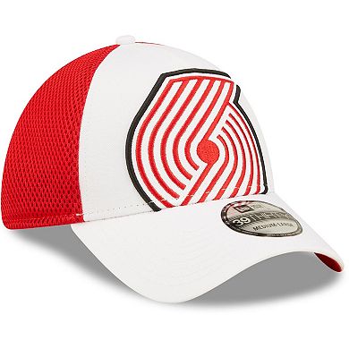Men's New Era White/Red Portland Trail Blazers Large Logo 39THIRTY Flex Hat