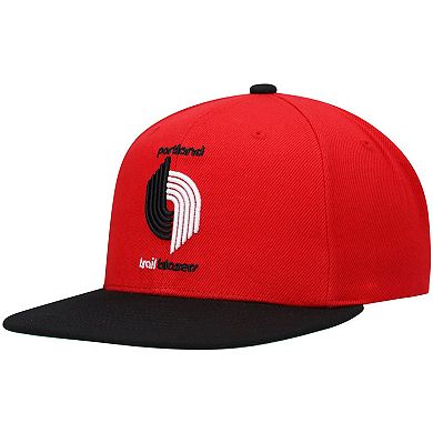 Men's Mitchell & Ness Red/Black Portland Trail Blazers Hardwood Classics Snapback Hat