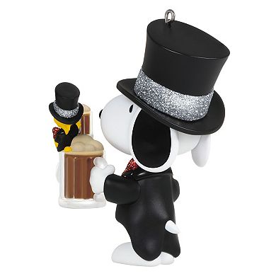 Peanuts Spotlight on Snoopy Special Edition 25th Anniversary 2022 Hallmark Keepsake Christmas Ornament