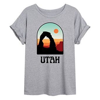 Juniors' Vintage Arches Utah Oversized Graphic Tee