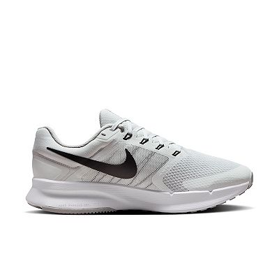 Nike white men's running shoes best sale