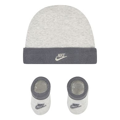 Newborn Baby Nike Futura Hat & Booties Set