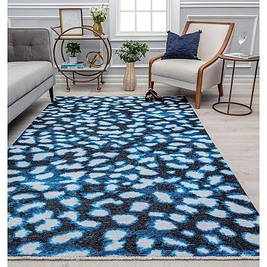 Isaac Mizrahi Eloise Contemporary Geometric Soft Spot Rug