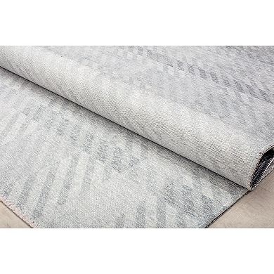 Isaac Mizrahi Eloise Contemporary Floral Cozied Up Rug
