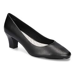 Extra wide hotsell black pumps