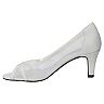 Easy Street Picaboo Women s Pumps