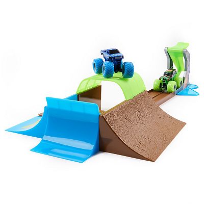 Monster Jam Glow in the Dark Champ Ramp Freestyle Playset with 2 Exclusive Trucks