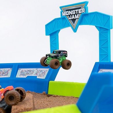 Monster Jam Mini World Finals Monster Dirt Arena with 2lbs Kinetic Sand and 6 Exclusive Mini Trucks