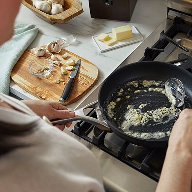 Calphalon Premier 1.5-qt. Space-Saving Hard-Anodized Nonstick Sauce Pan with Lid