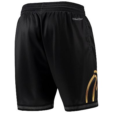 Men's Mitchell & Ness Black Chicago Bulls Big Face 4.0 Fashion Shorts
