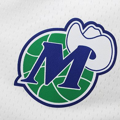 Men's Mitchell & Ness White Dallas Mavericks 1998-99 Hardwood Classics Swingman Shorts