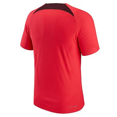 Men's Nike Red Liverpool Advance Strike Raglan Performance Top
