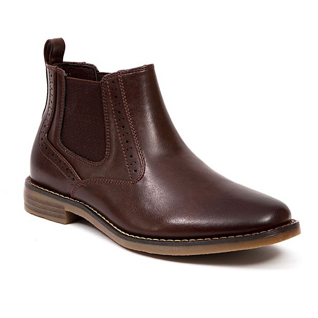 Boys hotsell chelsea boots