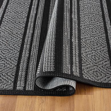 World Rug Gallery Contemporary Bohemain Stripes Indoor/Outdoor Waterproof Patio Area Rug