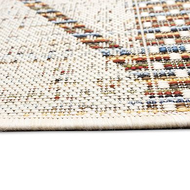 Liora Manne Avena Diamond Stripe Indoor Outdoor Rug