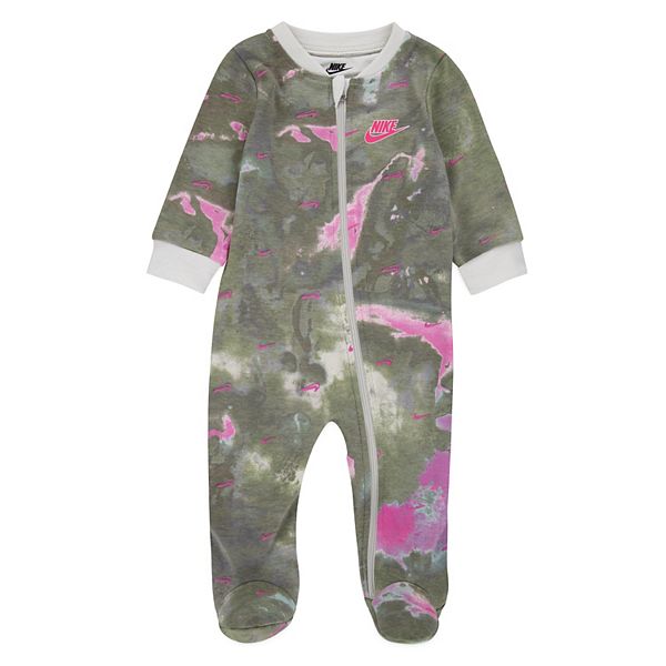 Baby Nike Sportswear Club Sleep & Play One Piece Pajamas