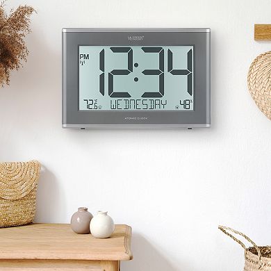 La Crosse Technology 513-21867-INT Extra-Large Atomic Digital Clock with Backlight