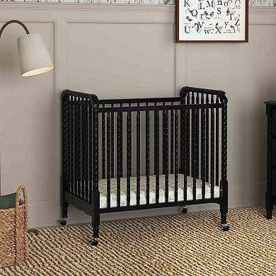 DaVinci Jenny Lind 3-in-1 Convertible Mini Crib