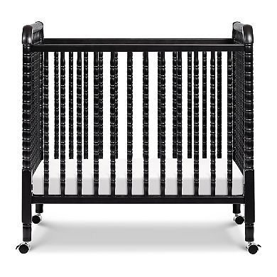 DaVinci Jenny Lind 3-in-1 Convertible Mini Crib