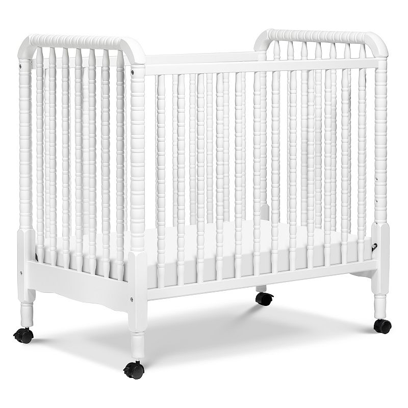 DaVinci Jenny Lind 3-in-1 Convertible Mini Crib, White