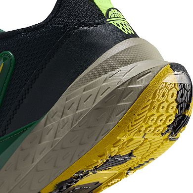 Nike Team Hustle D 11 Big Kids' Basketball Shoes
