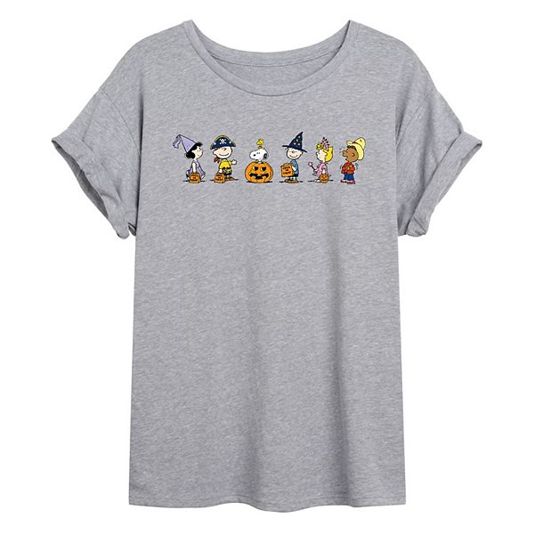 Juniors' Peanuts Halloween Group Shot Oversized Graphic Tee