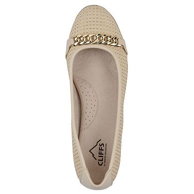 Cliffs by White Mountain Charmed Women's Ballet Flats