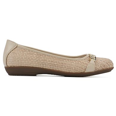 Cliffs by White Mountain Charmed Women's Ballet Flats