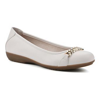Cliffs by White Mountain Charmed Women's Ballet Flats