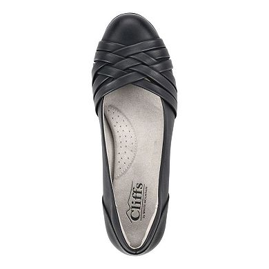 Cliffs by White Mountain Chic Women's Ballet Flats