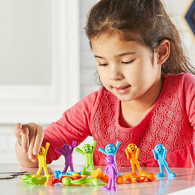 Learning Resources Meet The Feelings Family Ensemble avec Livre, Jouets Mixtes, Livres pour Enfants, Comprend 5 Peluches représentant Les émotions