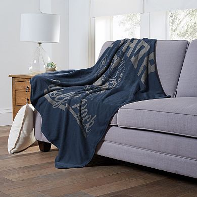 The Northwest Nevada Wolf Pack Alumni Silk-Touch Throw Blanket