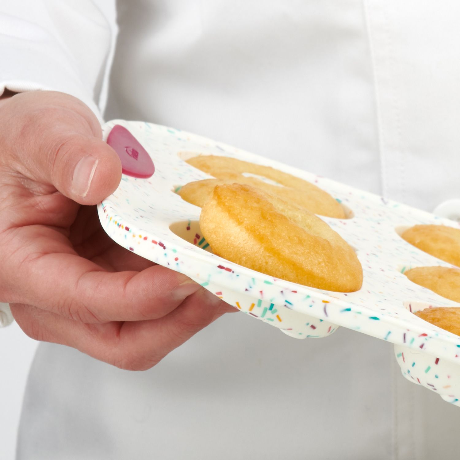 Trudeau Donut Pan - Thumbnail 2