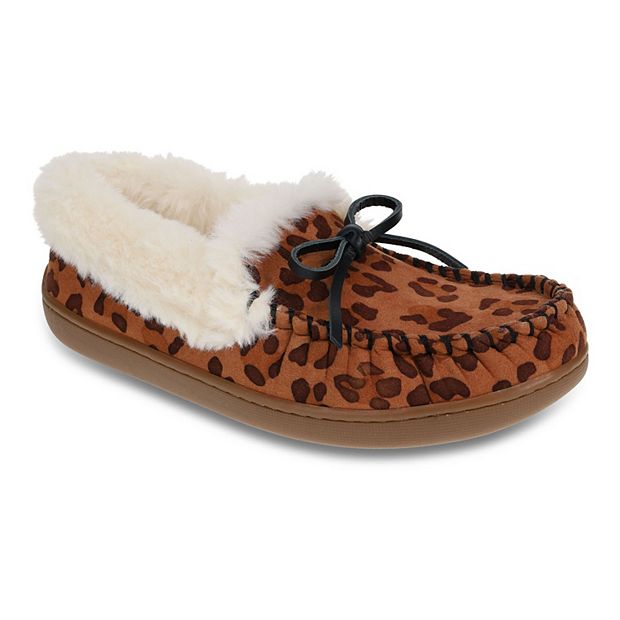 Izod 2025 moccasin slippers