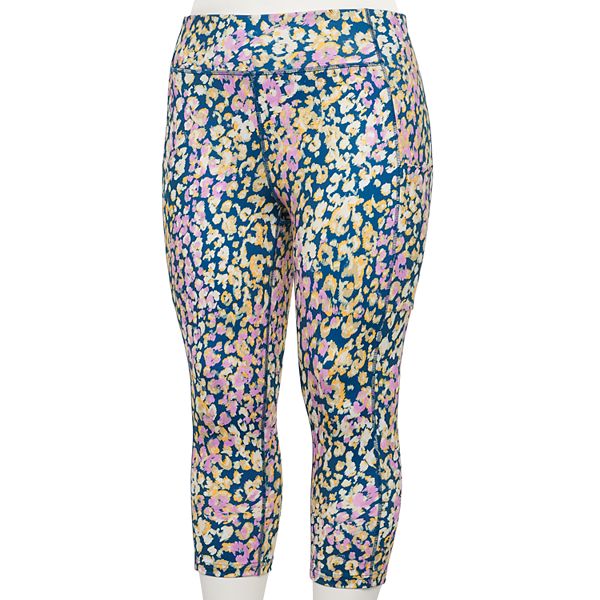 Plus Size Tek Gear® Pocket HighWaisted Capri Leggings