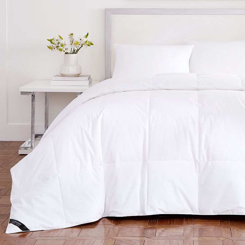 Five Queens Court Elegance Down-Alternative Comforter, White, Twin