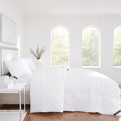 Five Queens Court Elegance Down-Alternative Comforter