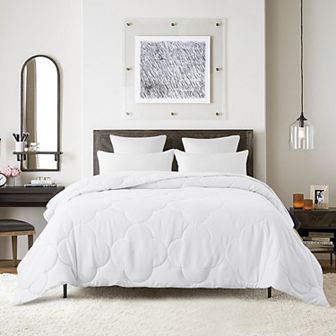 Dream On Pendant Stitch Down Alternative Comforter