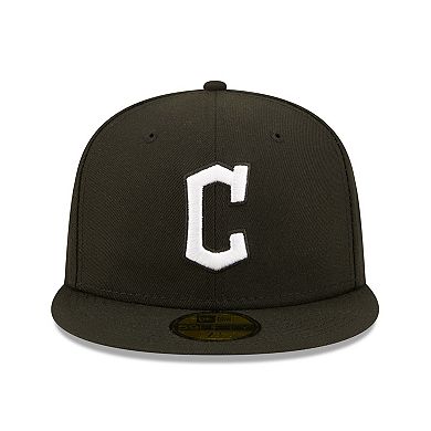 Men's New Era Black Cleveland Guardians Team Logo 59FIFTY Fitted Hat