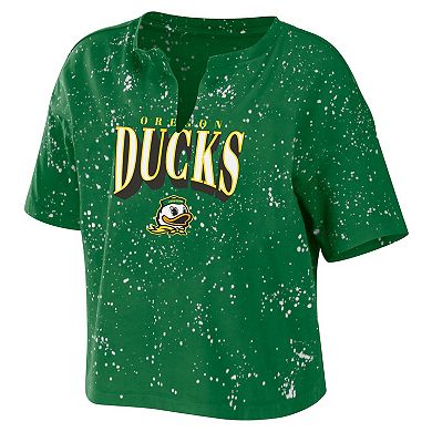 Women's WEAR by Erin Andrews Green Oregon Ducks Bleach Wash Splatter Cropped Notch Neck T-Shirt