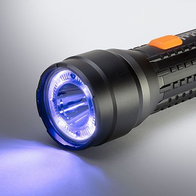 bushnell rechargeable focusing flashlight details PRO 1000L : Sports & Outdoors The Bushnell pro 1000 Lumen rechargeable flashlight takes Bushnell’s line of tactical flashlights to the next level Bushnell 2000-Lumen Rechargeable Flashlight