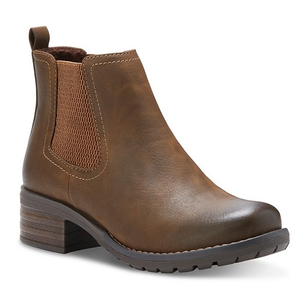 jasmine chelsea boot