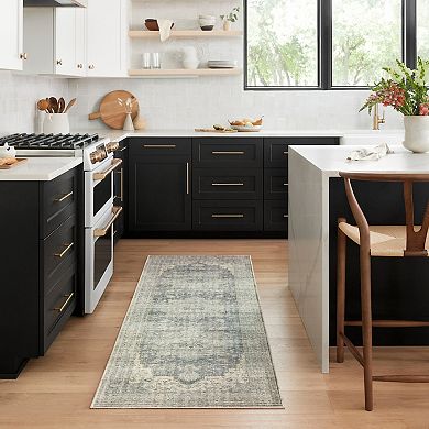 Loloi Skye Traditional Rug