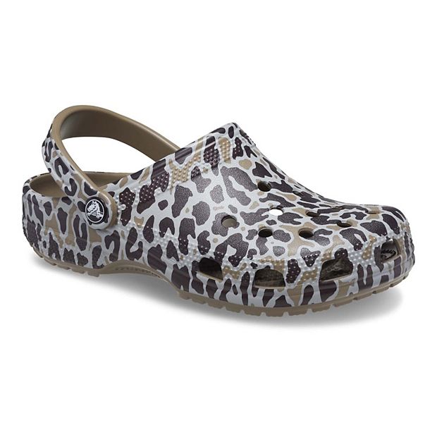 Kids cheetah print online crocs